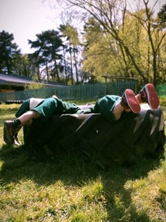 Kindergarten pupils on the hunt for bugs