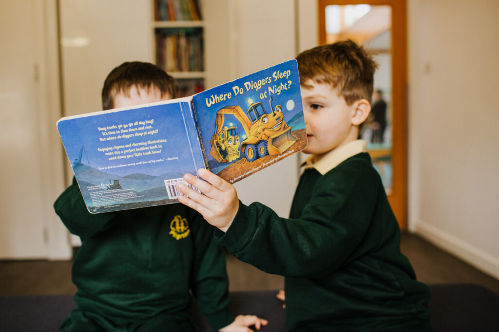 Pilgrims pupils reading
